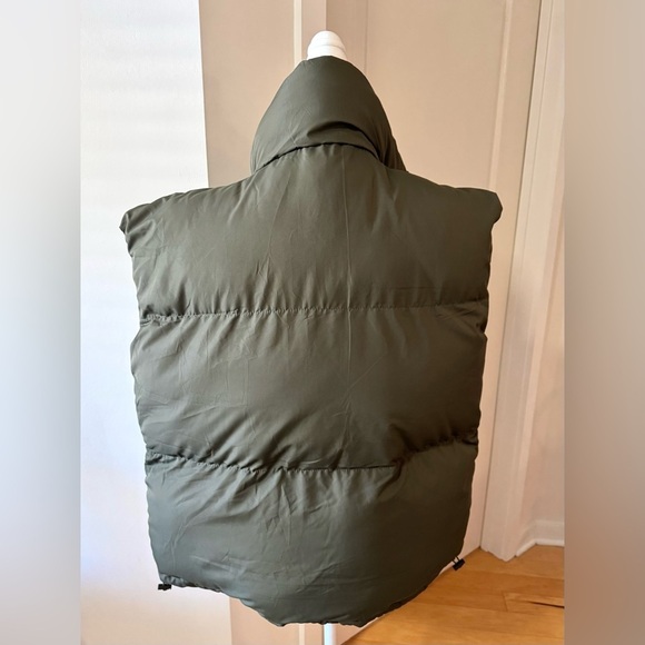 NWT Brave Soul Olive Puffer Vest XS – Oversized Fit, High Neck, Sold Out Online - Picture 3 of 6